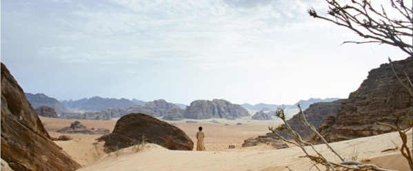 Theeb looks out across the desert